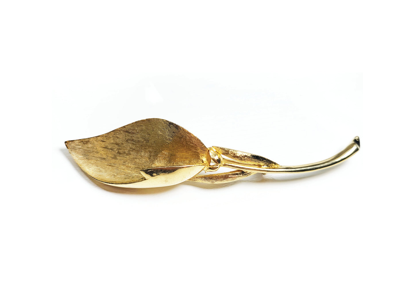 Vintage Calla Lilly Brooch