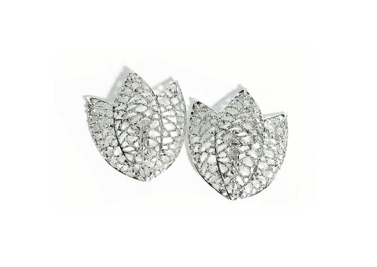 Vintage Emmons Flower in Filigree Clip on Earrings