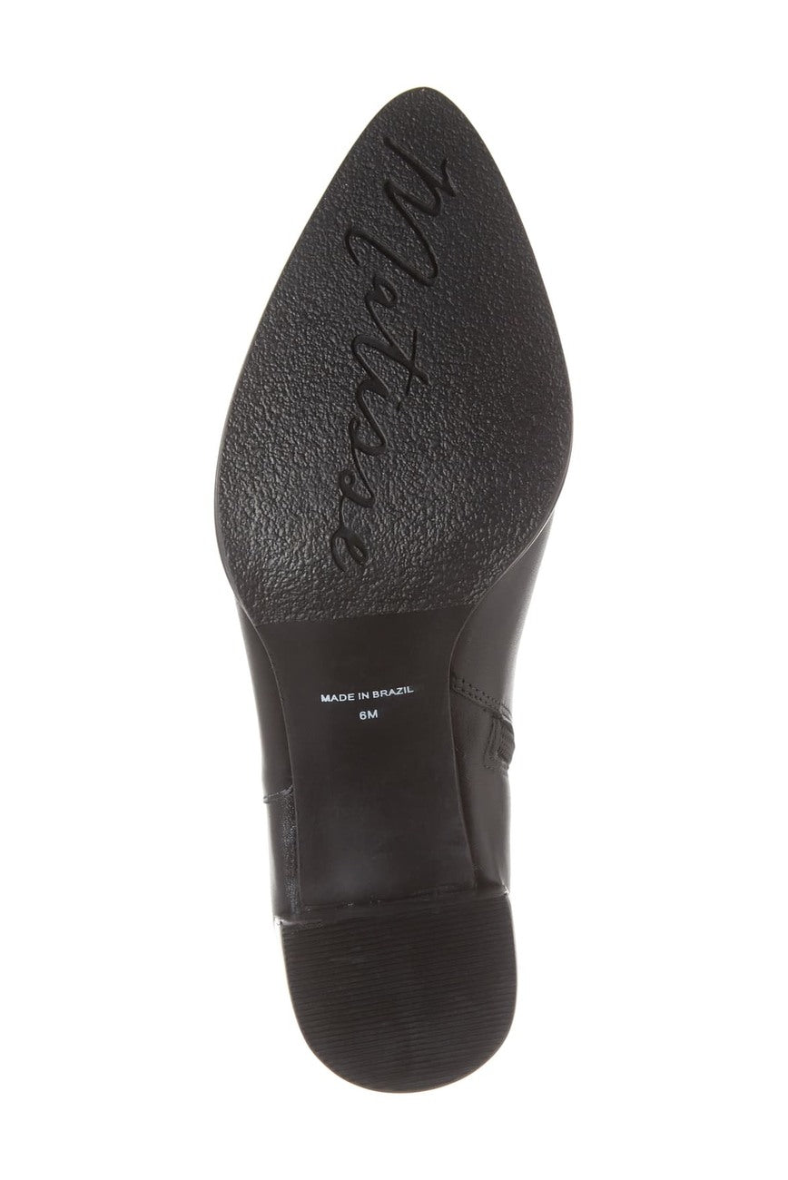 Matisse Slopes Block Heel Bootie - Size 10M