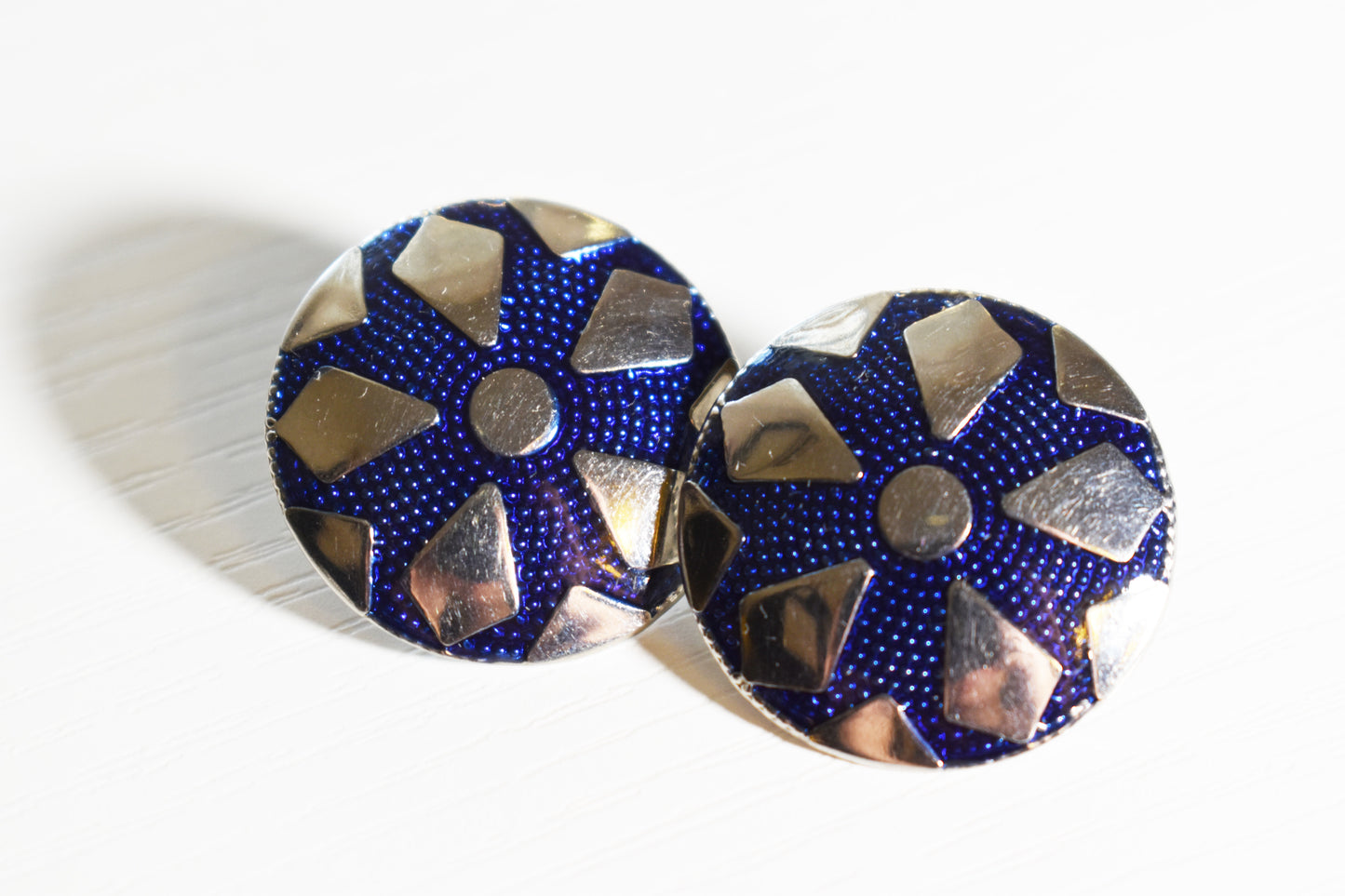 Vintage Optical Star Round Disc Earrings