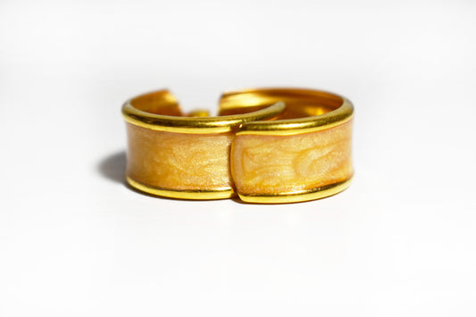 Vintage Simply Whispers Small Enamel Hoop Earring in Metallic Gold